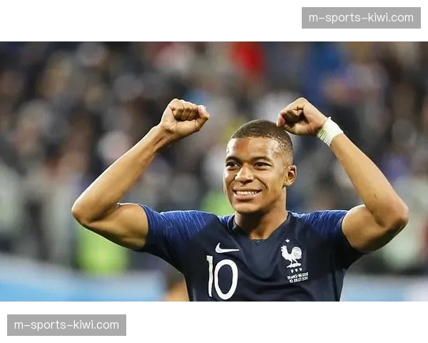 姆巴佩16球领跑射手榜 金靴奖几乎成囊中之物 姆巴佩16球领跑射手榜 金靴奖几乎成囊中之物