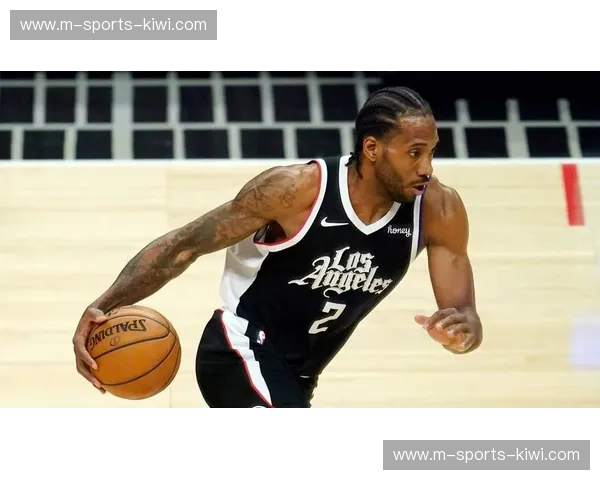 伦纳德健康赛季攻防俱佳 中距离命中率54.7%显杀手本色